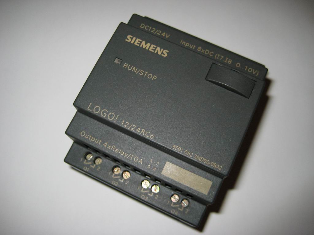 SIEMENS LOGO! 12/24RCo
